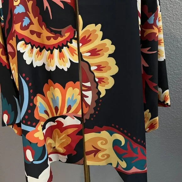 CHICO'S PAISLEY PRINT SHORT KIMONO - Red, Black & Gold - Excellent - L / XL - Picture 3 of 16